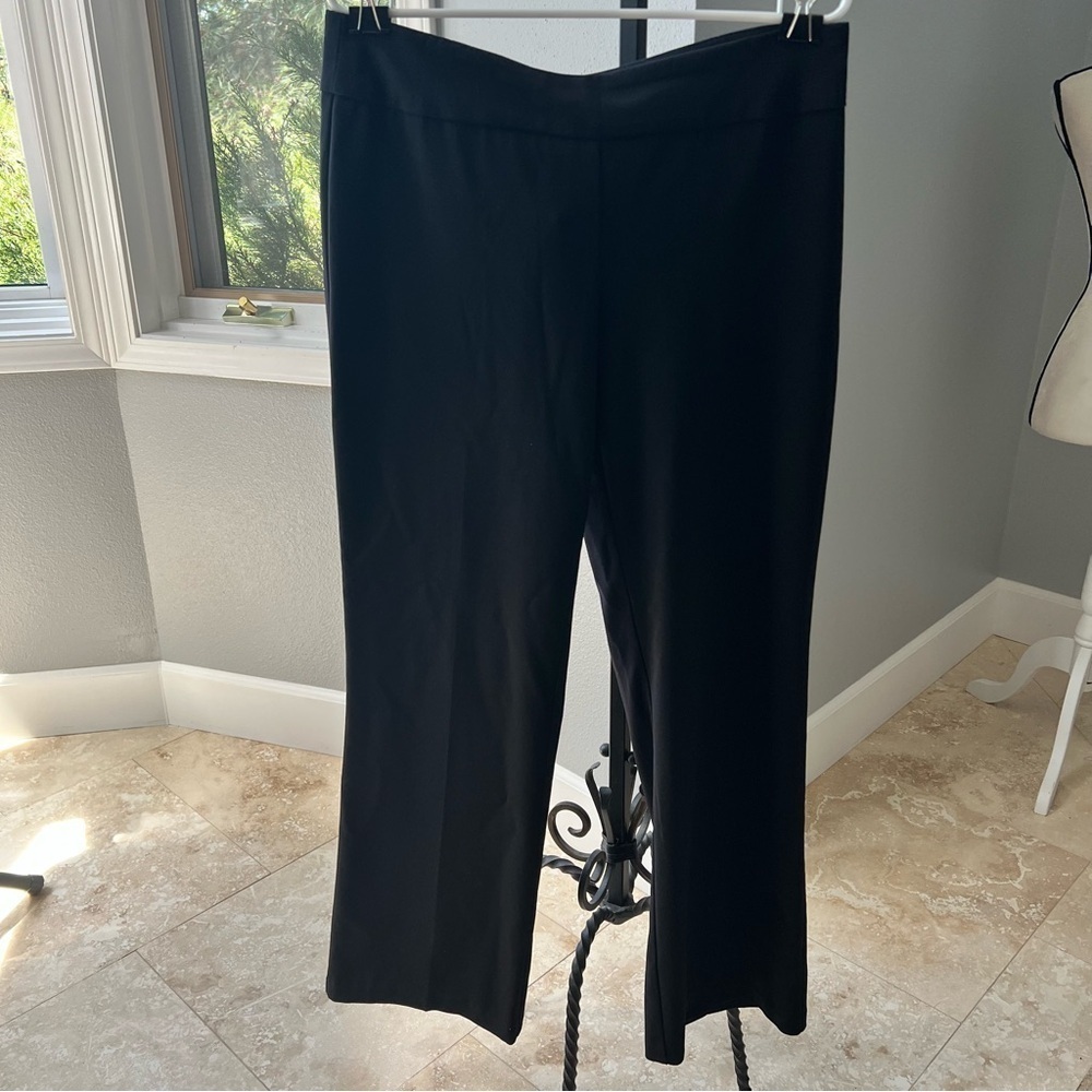 Women’s Black Stretchy Size 10 Dress Barn Pants